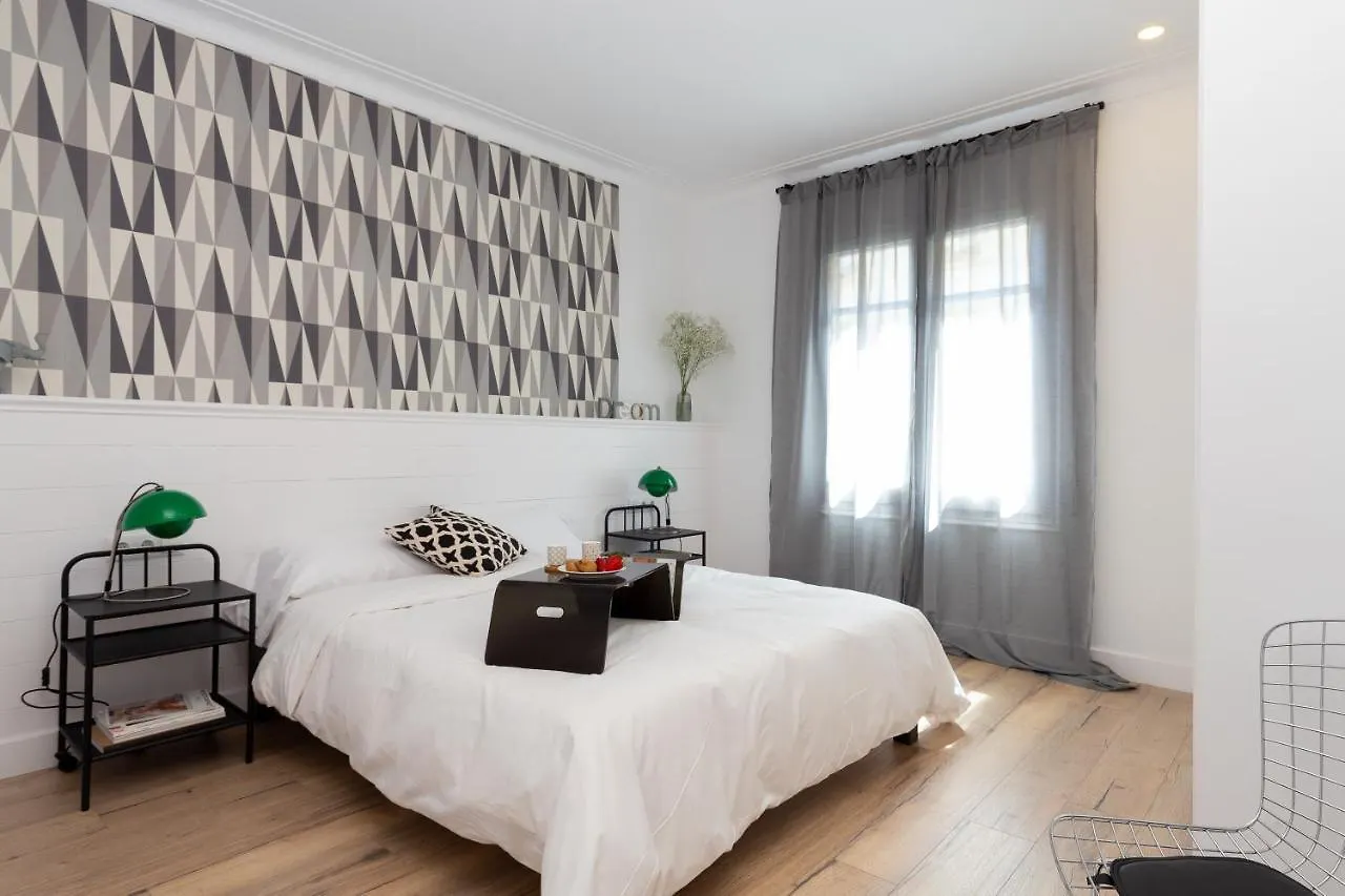 Casa Cosi - Eixample 4 Apartment Barcelona 0*,